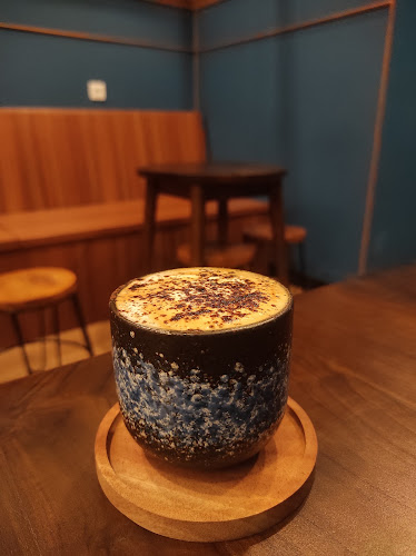 Opinii despre Heiwa Coffee And Co. X Ayam Gepuk Pak Gembus Cimahi în Kota Cimahi - Gastronomi dan perhotelan