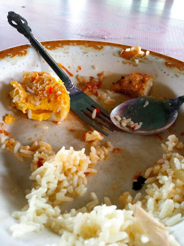 Opinii despre Rumah Makan Mia în Kota Makassar - Gastronomi dan perhotelan