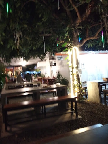 Alifs Coffee & Gelato - Gastronomi dan perhotelan