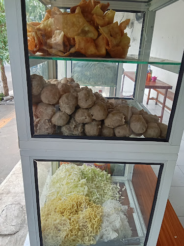 Comentarii opinii despre Mie Ayam Ngisor - Jembatan Wonokromo