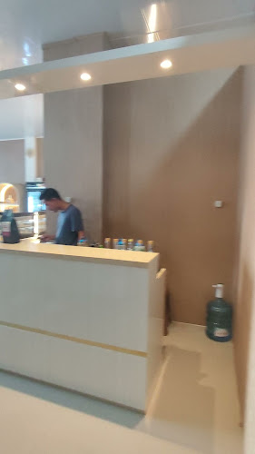 Opinii despre Clover Cakes and Coffee în Kota Bandar Lampung - Gastronomi dan perhotelan