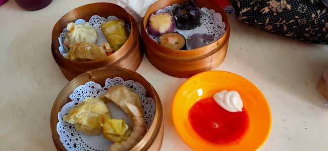 Opinii despre Gerobak dimsum bali în Kota Denpasar - Gastronomi dan perhotelan