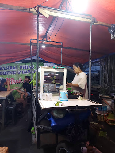 Comentarii opinii despre Aneka penyetan goreng dan bakar mbak ju