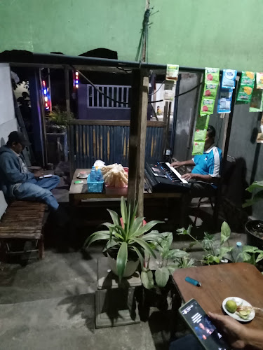 Warung Kopi Pak Barimin(Madiun)