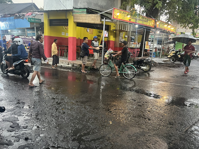 Opinii despre WARUNG KOPI GEMBIRA în Surabaya - Gastronomi dan perhotelan