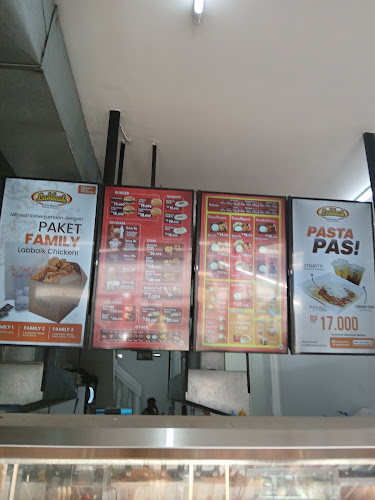 Labbaik Chicken Kaligandu - Gastronomi dan perhotelan