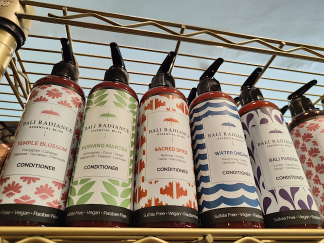 The Island Grocer Cafe - Gastronomi dan perhotelan