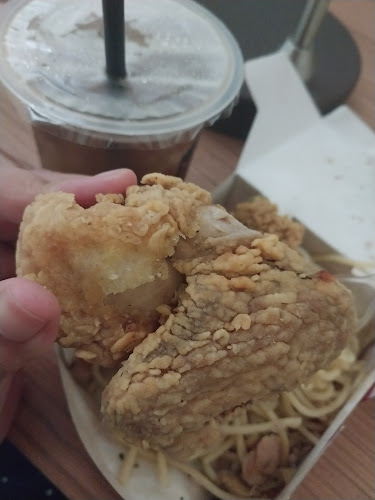 Opinii despre Labbaik Chicken Jombang în Kota Cilegon - Gastronomi dan perhotelan