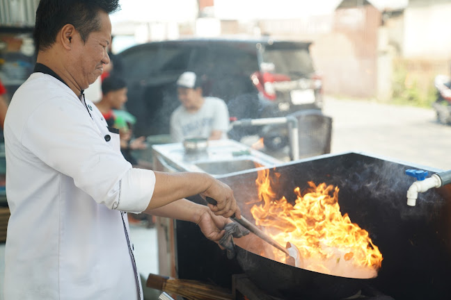 Bandar Seafood Palembang - Gastronomi dan perhotelan