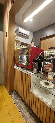 Opinii despre Terajeh Coffee and Steak House în Kota Cirebon - Gastronomi dan perhotelan