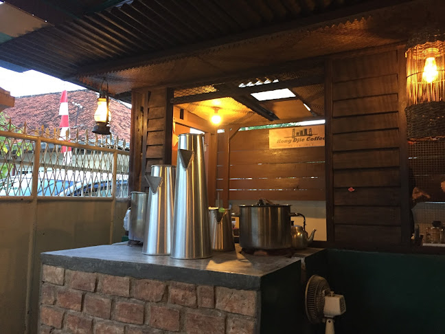 Jl. Dempo Dalam No.918C, 15 Ilir, Kec. Ilir Tim. I, Kota Palembang, Sumatera Selatan 30111