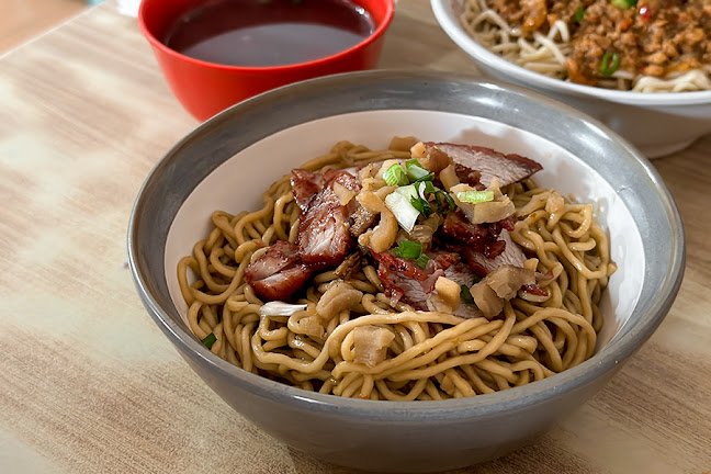 Jl. Kejaksaan No.7, Braga, Kec. Sumur Bandung, Kota Bandung, Jawa Barat 40111