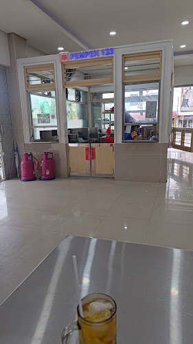 Pempek 123 - Gastronomi dan perhotelan