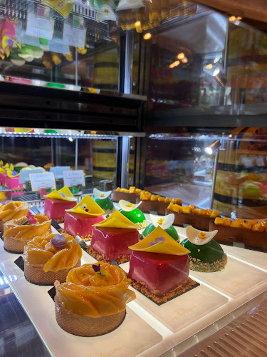 Opinii despre La Patisserie în Surabaya - Gastronomi dan perhotelan