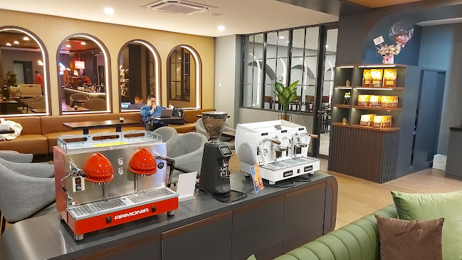 Lavin Eatery & Coffee Medan - Kota Medan