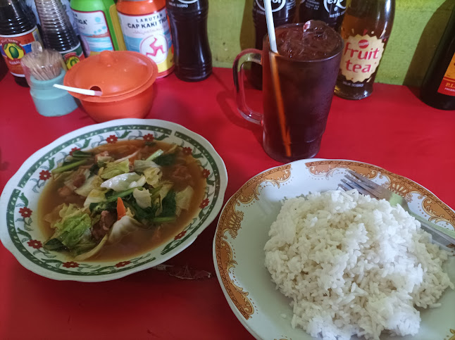 Opinii despre Warung Sederhana în Kota Denpasar - Gastronomi dan perhotelan