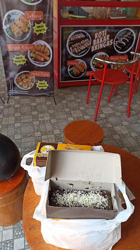 Roti bakar bringas daeng - Gastronomi dan perhotelan