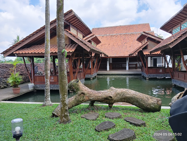 Comentarii opinii despre RM. Saung Jembar