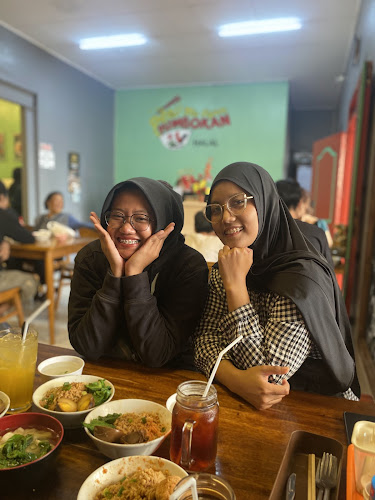 Jl. Jenggolo No.7a, Kemirirejo, Kec. Magelang Tengah, Kota Magelang, Jawa Tengah 56122