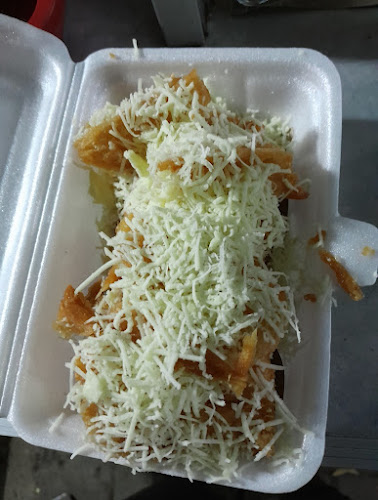 SINGKONG KEJU & RISOLMAYO MADIUN - Gastronomi dan perhotelan