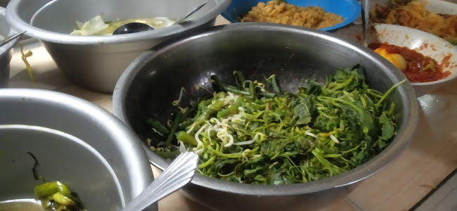 Comentarii opinii despre Rumah Makan Masakan Jawa "Nunut Urip"