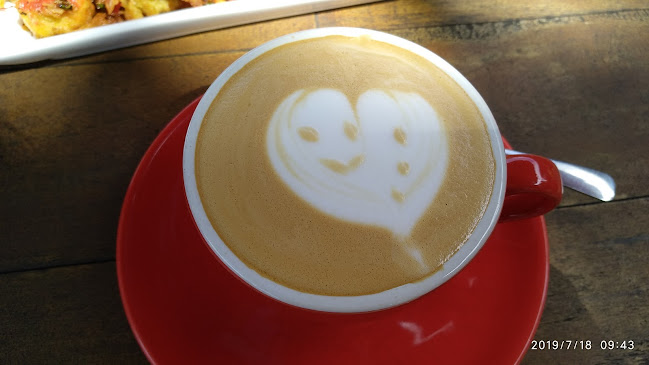 Jl. Nusa Indah 1 No.98, Darat Sekip, Kec. Pontianak Kota, Kota Pontianak, Kalimantan Barat 78116