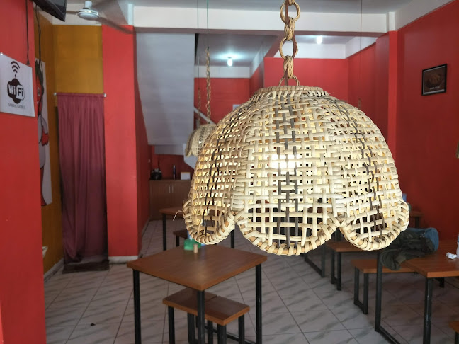 Comentarii opinii despre Labbaik Chicken Kaligandu