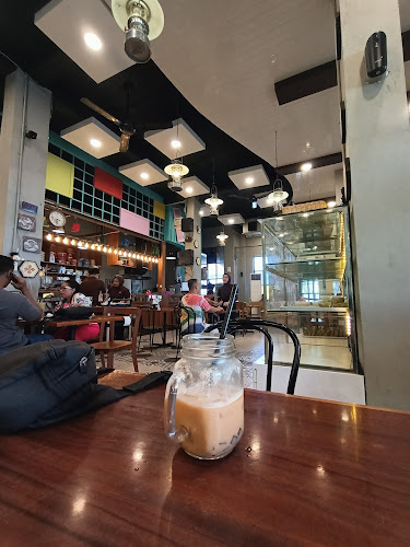 Coffee Box Palang Merah - Gastronomi dan perhotelan