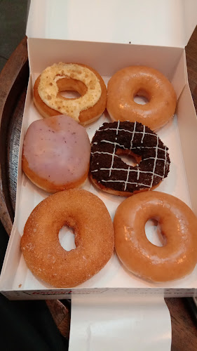 Krispy Kreme Soekarno Hatta Terminal 3 - Gastronomi dan perhotelan