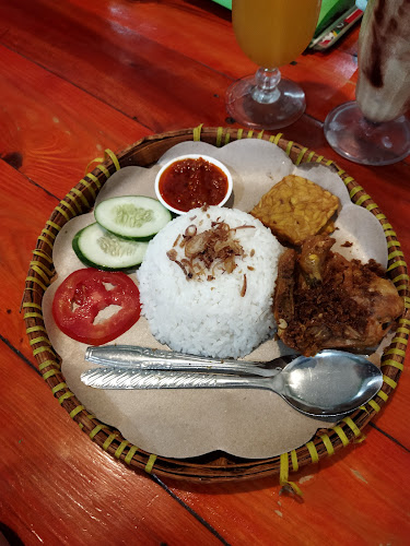 Ruko Royal Sincom, Blk. E No.15 - 16, Tlk. Tering, Kota Batam, Kepulauan Riau 29431