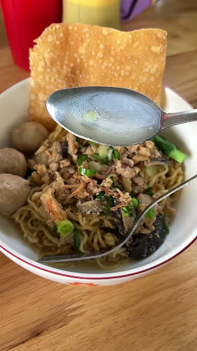 Comentarii opinii despre Mie Ayam Jamur Haji Idris