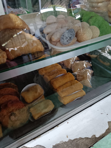 Toko Kue Basah Bu Dollah - Kota Malang