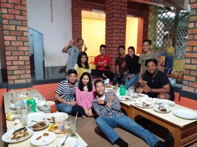 Warung Abah - Gastronomi dan perhotelan