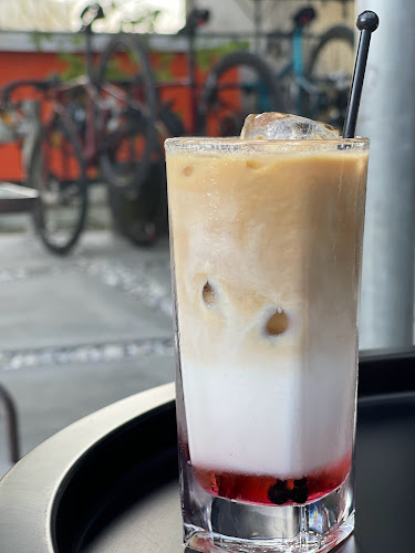 Spaceground Coffee and Eatery - Gastronomi dan perhotelan