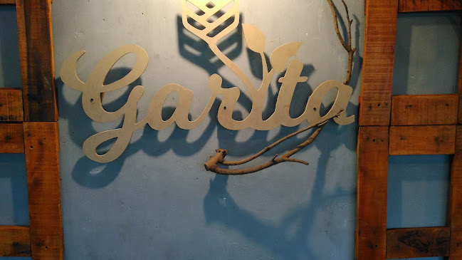 Garita Garden Cafe - Gastronomi dan perhotelan