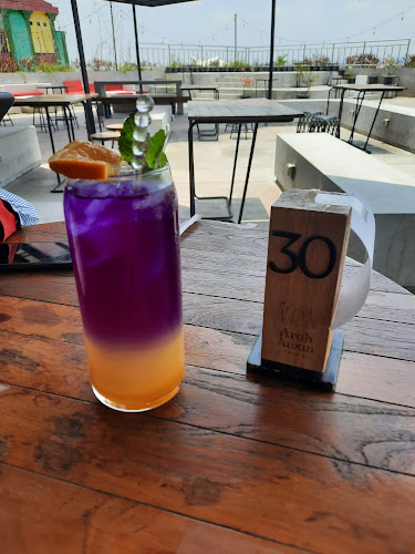 Arah Awan Coffee & Bar - Gastronomi dan perhotelan