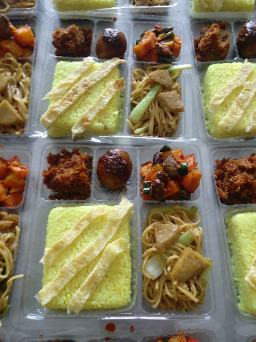 Comentarii opinii despre Warung Emak PRASMANAN