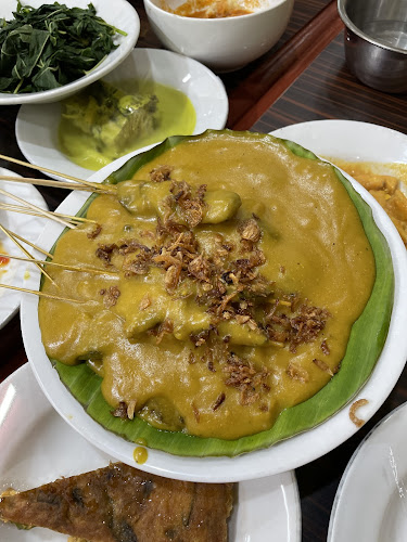 Restoran Sederhana Masakan Padang - Kota Makassar