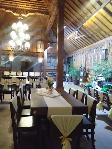 Warung Masduki - Gastronomi dan perhotelan