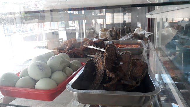 Opinii despre Warung Nasi Awipari în Kab. Tasikmalaya - Gastronomi dan perhotelan