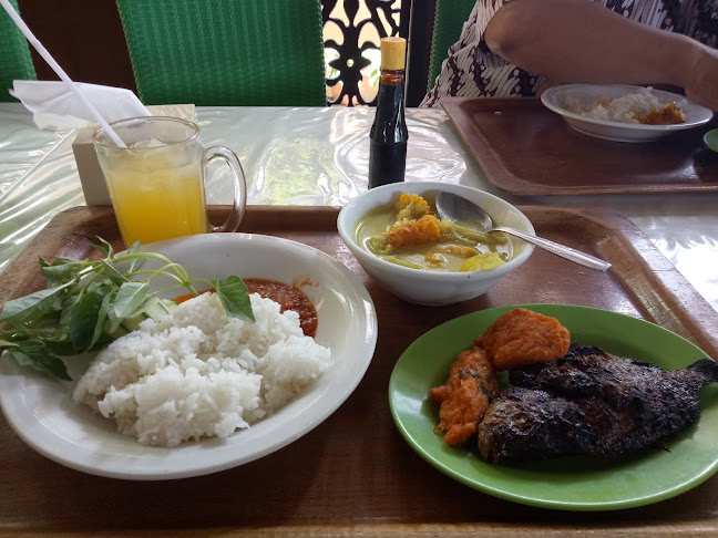 Warung Banjar Sari - Gastronomi dan perhotelan