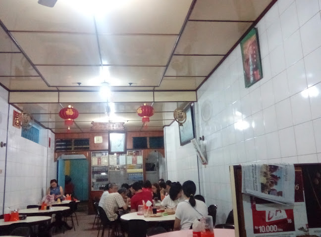 Opinii despre Rumah Makan Bahagia în Kota Pematang Siantar - Gastronomi dan perhotelan