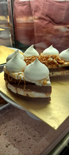 Mister & Misses Cakes - Gastronomi dan perhotelan