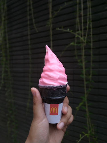 McDonald's - Sangkuriang Cimahi - Gastronomi dan perhotelan