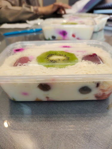 Opinii despre Salad Buah_Sly în Kota Bandar Lampung - Gastronomi dan perhotelan