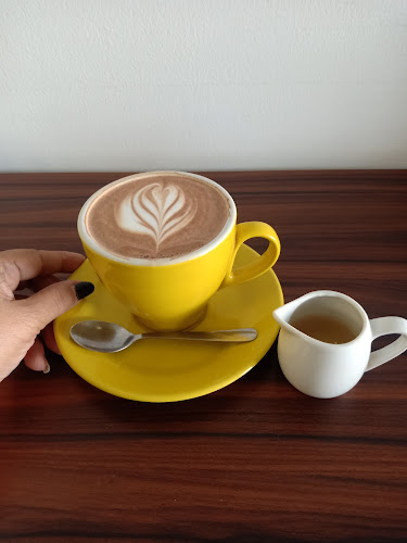 Lekker Doughnuts & Kacapiring