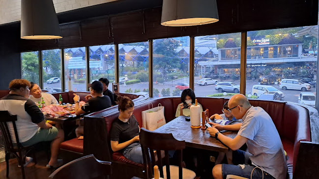 Summarecon Mal Serpong 2 Unit : D1F - 227, Downtown Walk, Jl. Boulevard Raya Gading Serpong, Klp. Dua, Kec. Klp. Dua, Kabupaten Tangerang, Banten 15810