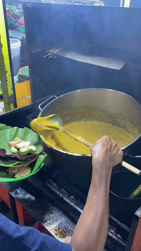 Opinii despre Pondok Sate danguang danguang asli masakan bet bur în Kota Payakumbuh - Gastronomi dan perhotelan