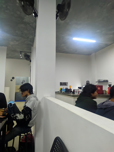 OIYA Coffee - Gastronomi dan perhotelan