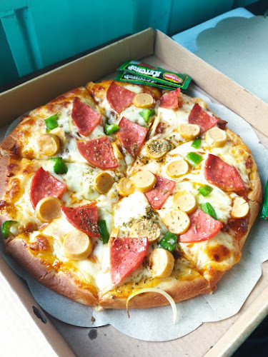 Pizza Karuna Stand 1